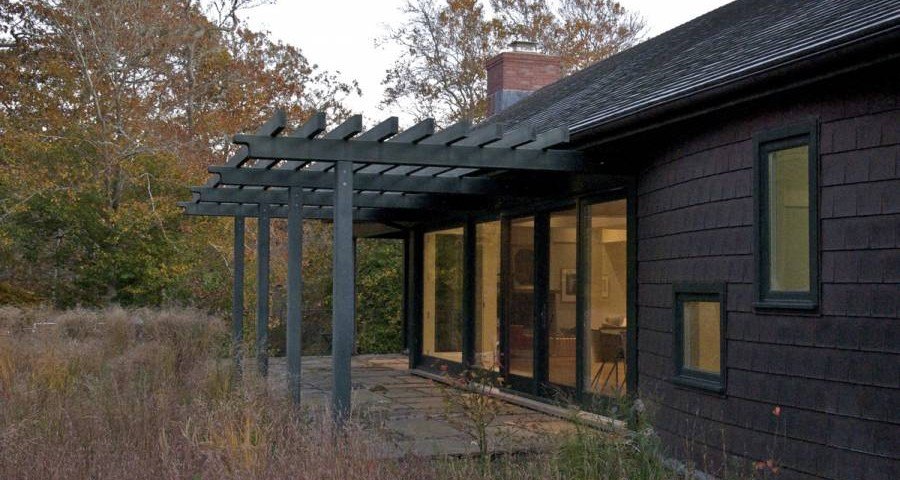 fMASER RESIDENCE - MATHA'S VINEYARD - rear terrace 0180