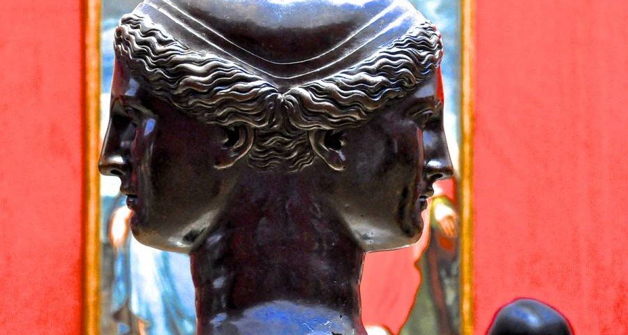 Janus 0844