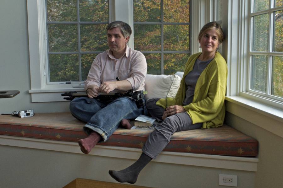 MASER RESIDENCE - MATHA'S VINEYARD - Janet Thomas and Bill Whitaker, Curator, Architectural Archives, University of pennsylvania - 0129 - Version 2