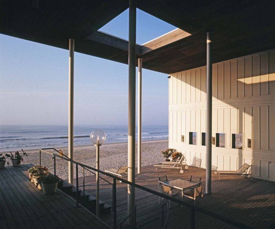 Shiekman On Walkway