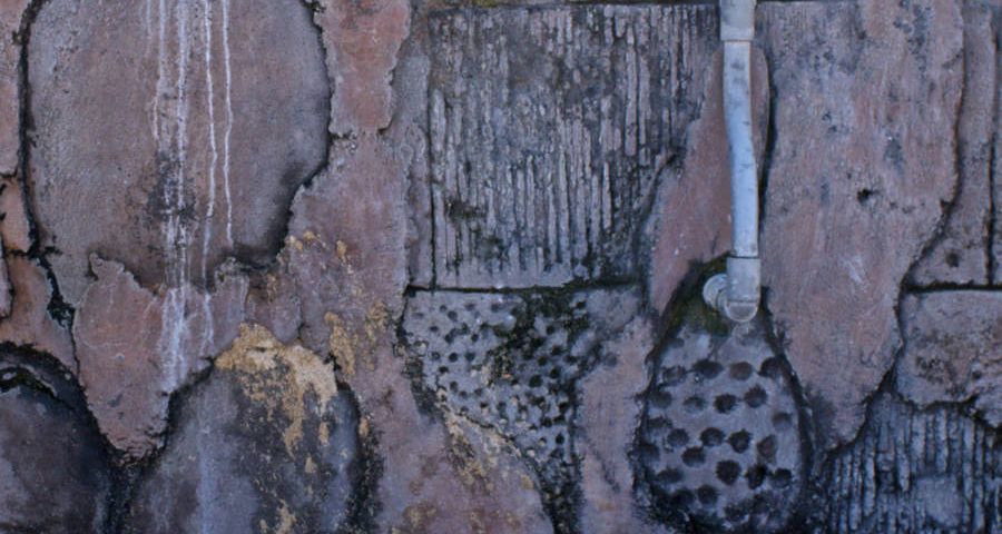 Wall At Beach In Bali 0238